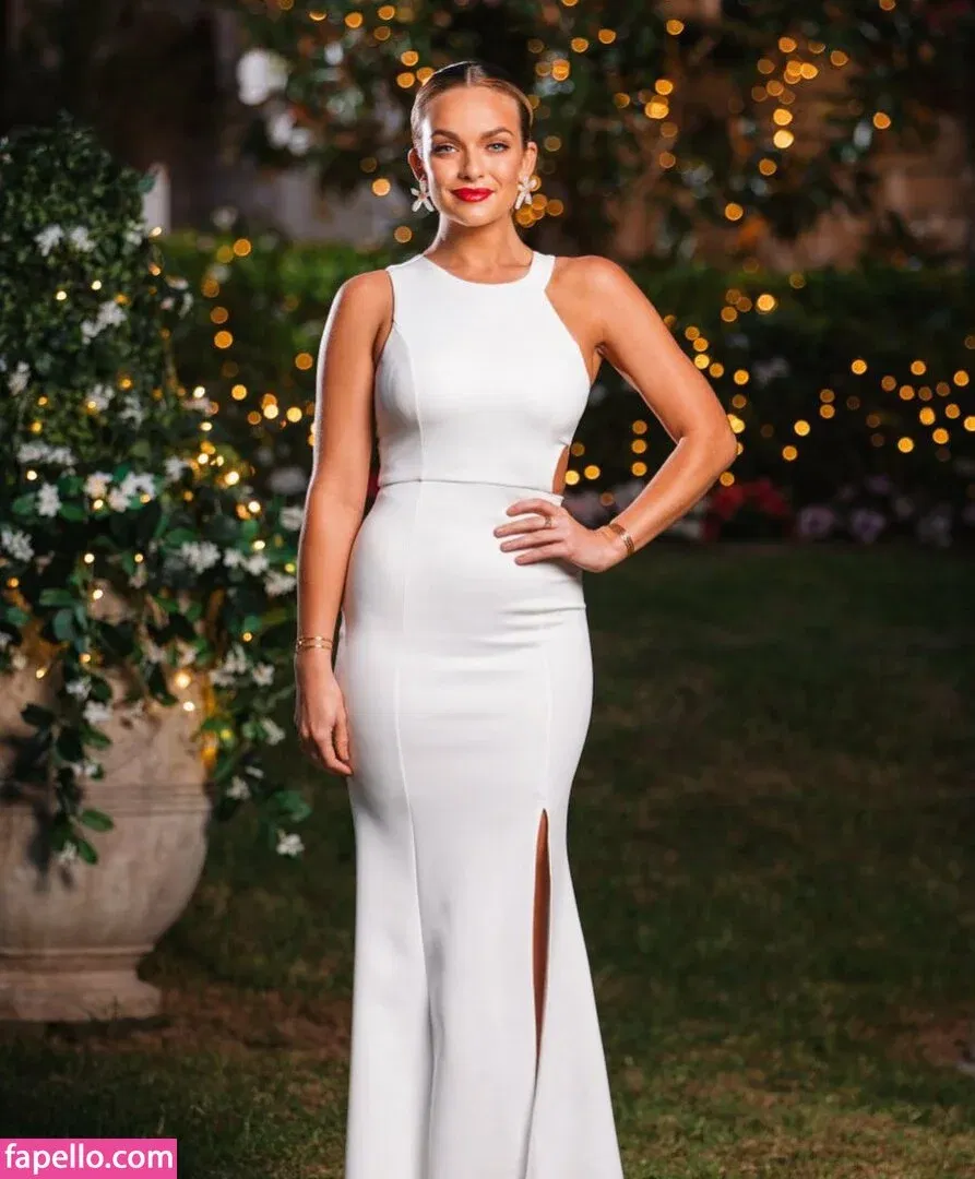 Abbie Chatfield Onlyfans Photo Gallery 