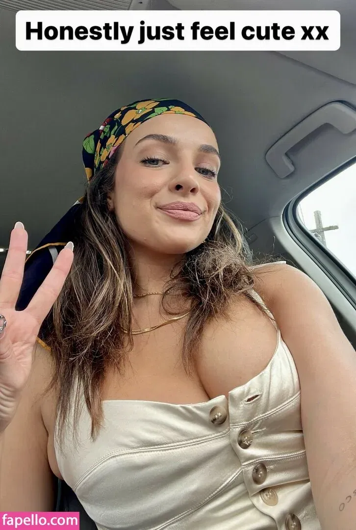 Abbie Chatfield Onlyfans Photo Gallery 