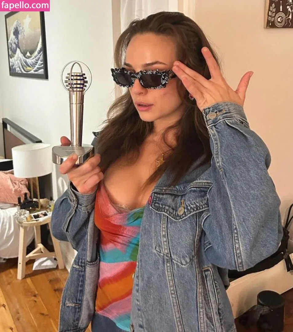 Abbie Chatfield Onlyfans Photo Gallery 