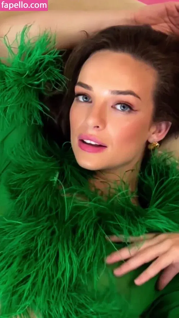 Abbie Chatfield Onlyfans Photo Gallery 