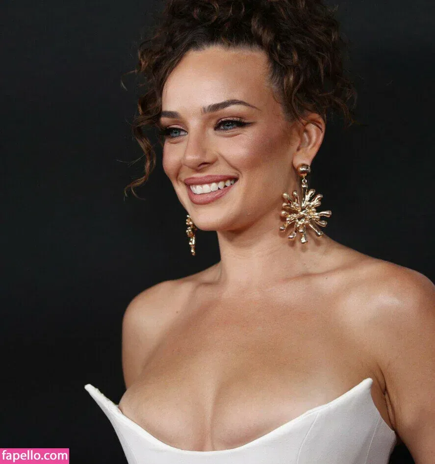 Abbie Chatfield Onlyfans Photo Gallery 