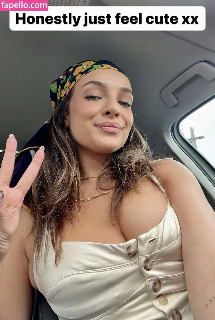 Abbie Chatfield Onlyfans Photo Gallery 