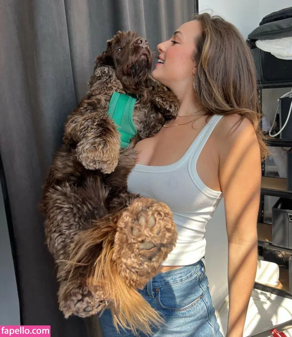 Abbie Chatfield Onlyfans Photo Gallery 