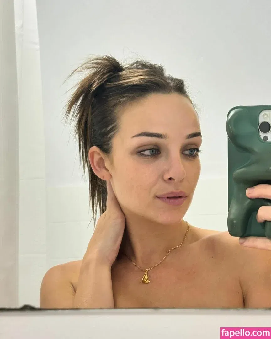 Abbie Chatfield Onlyfans Photo Gallery 