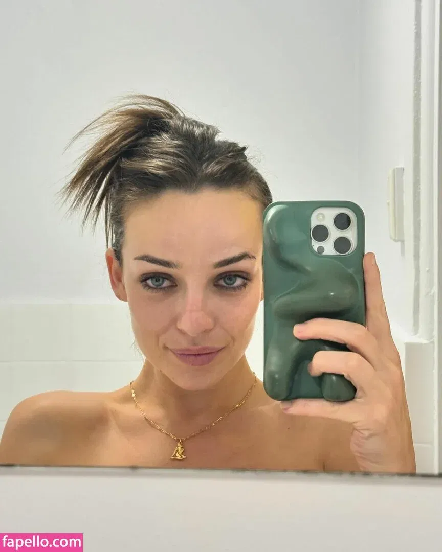 Abbie Chatfield Onlyfans Photo Gallery 