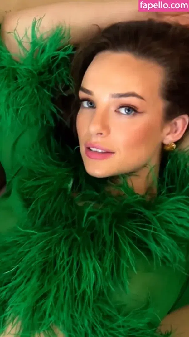 Abbie Chatfield Onlyfans Photo Gallery 