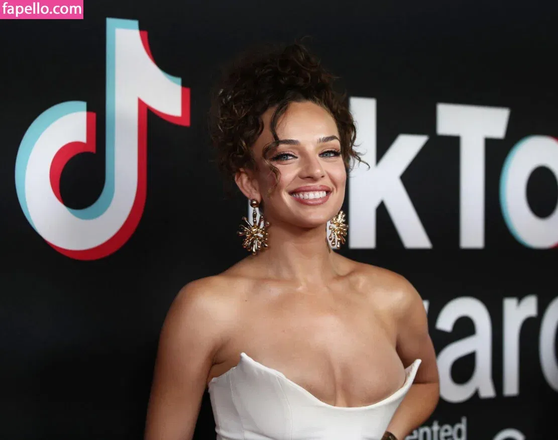 Abbie Chatfield Onlyfans Photo Gallery 