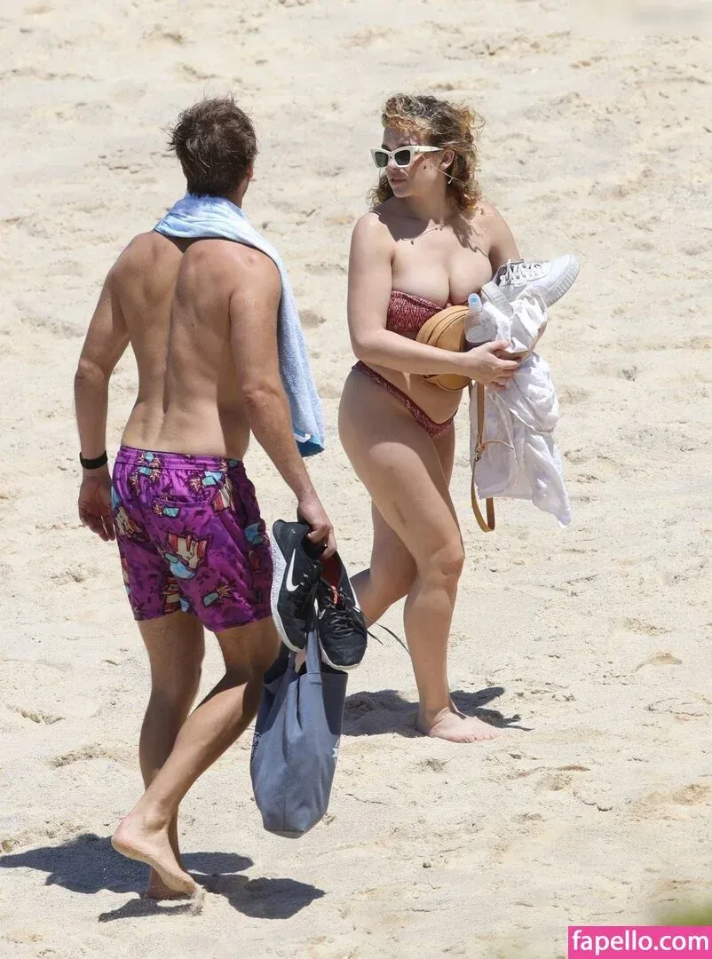 Abbie Chatfield Onlyfans Photo Gallery 