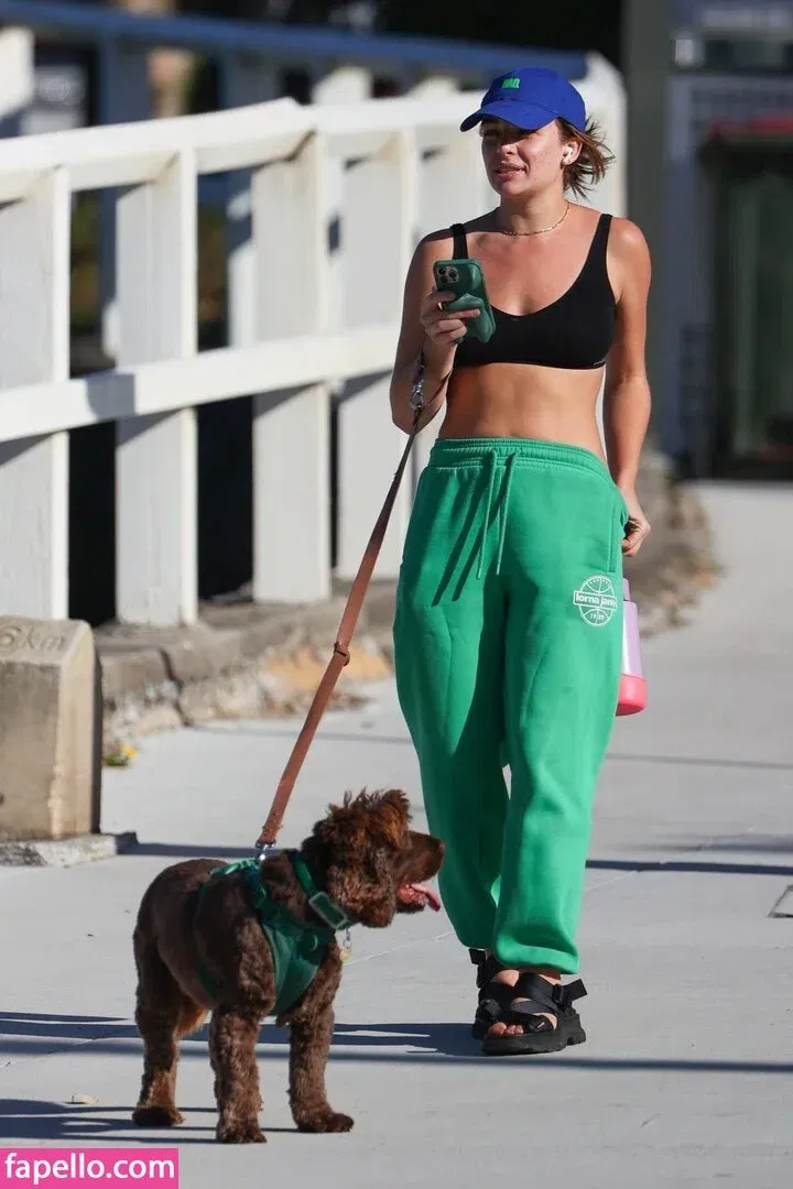 Abbie Chatfield Onlyfans Photo Gallery 