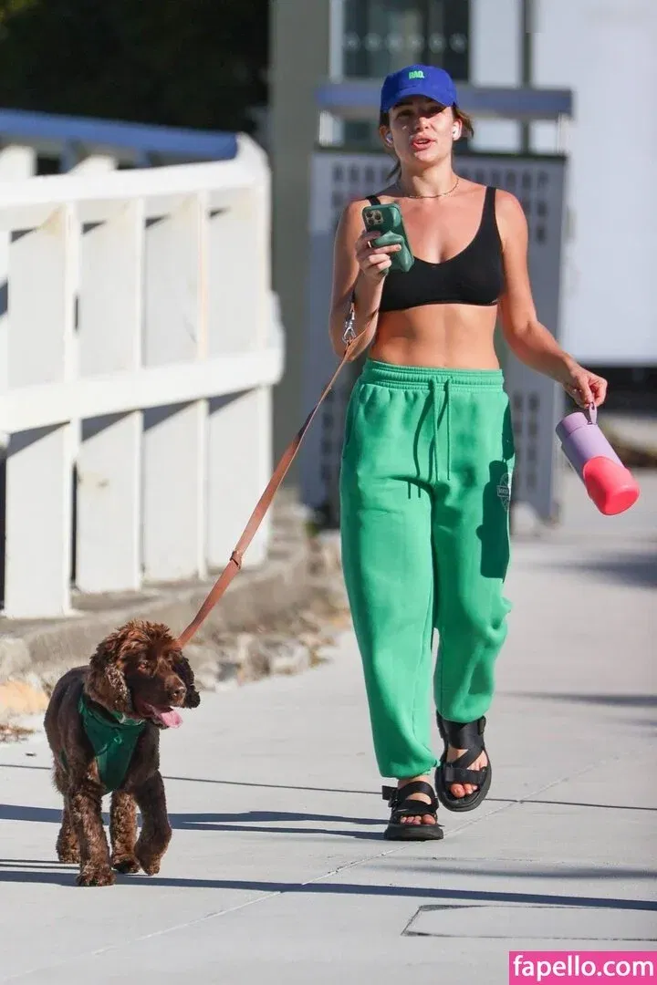 Abbie Chatfield Onlyfans Photo Gallery 