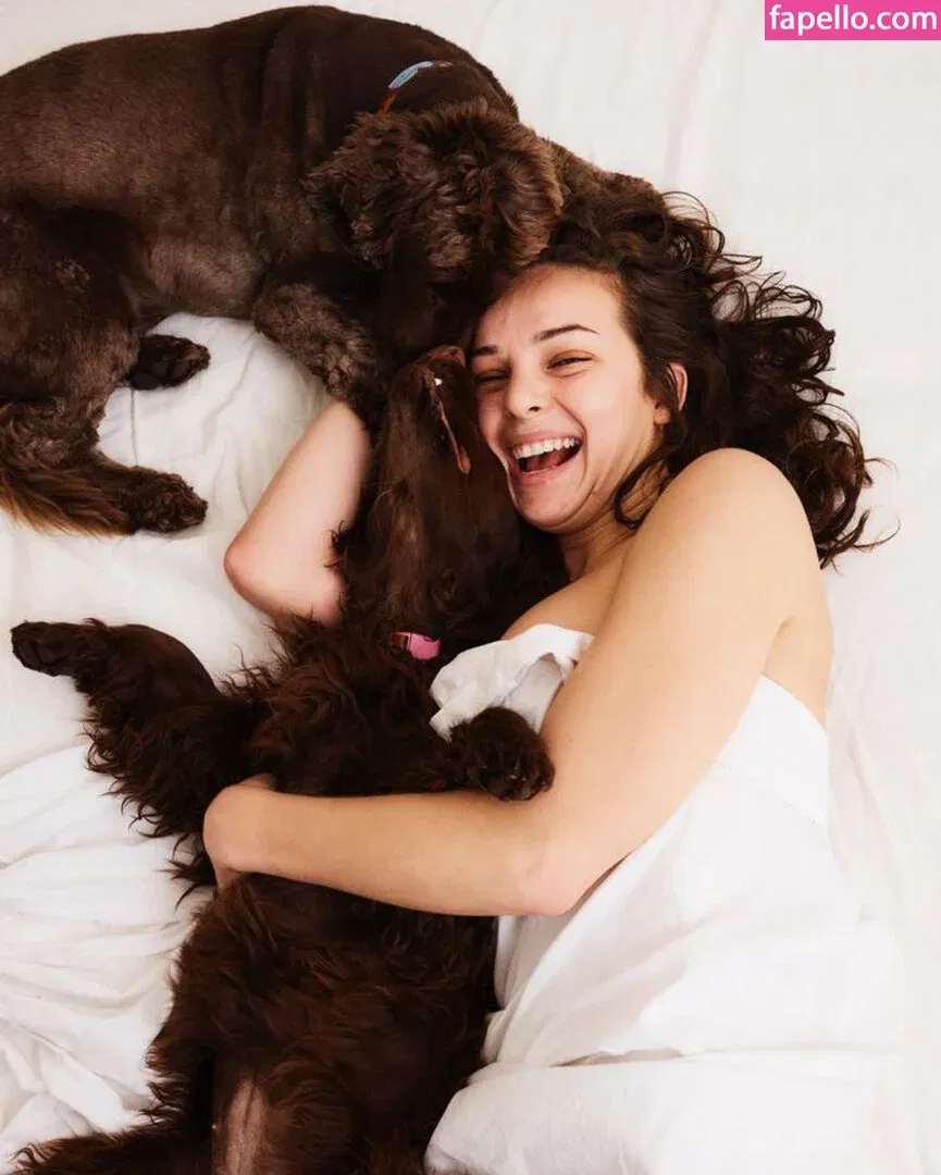 Abbie Chatfield Onlyfans Photo Gallery 