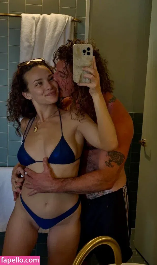 Abbie Chatfield Onlyfans Photo Gallery 