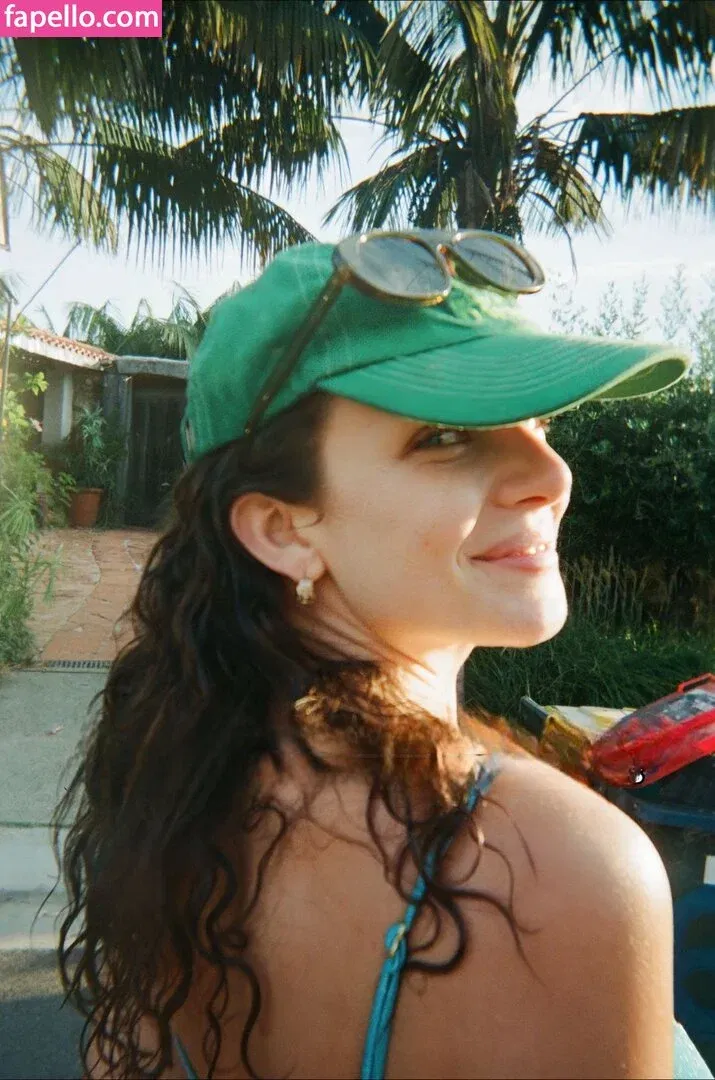 Abbie Chatfield Onlyfans Photo Gallery 