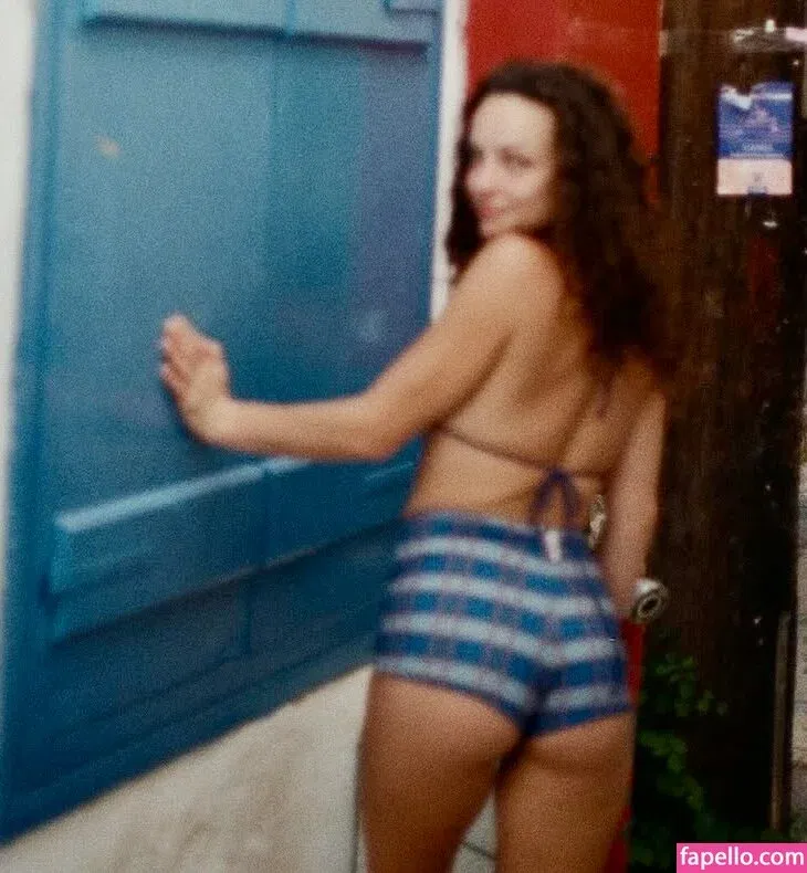 Abbie Chatfield Onlyfans Photo Gallery 