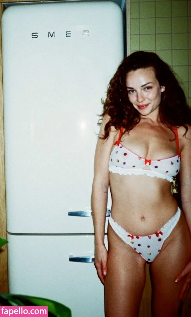 Abbie Chatfield Onlyfans Photo Gallery 