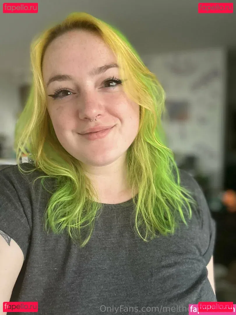 melthewhalefree Onlyfans Photo Gallery 