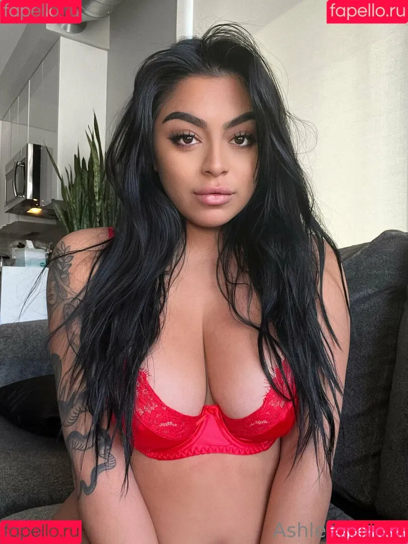 ashleasoffline Onlyfans Photo Gallery 