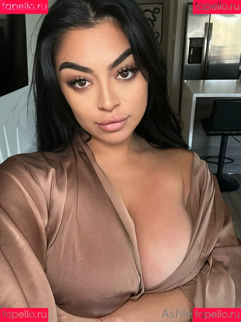 ashleasoffline Onlyfans Photo Gallery 
