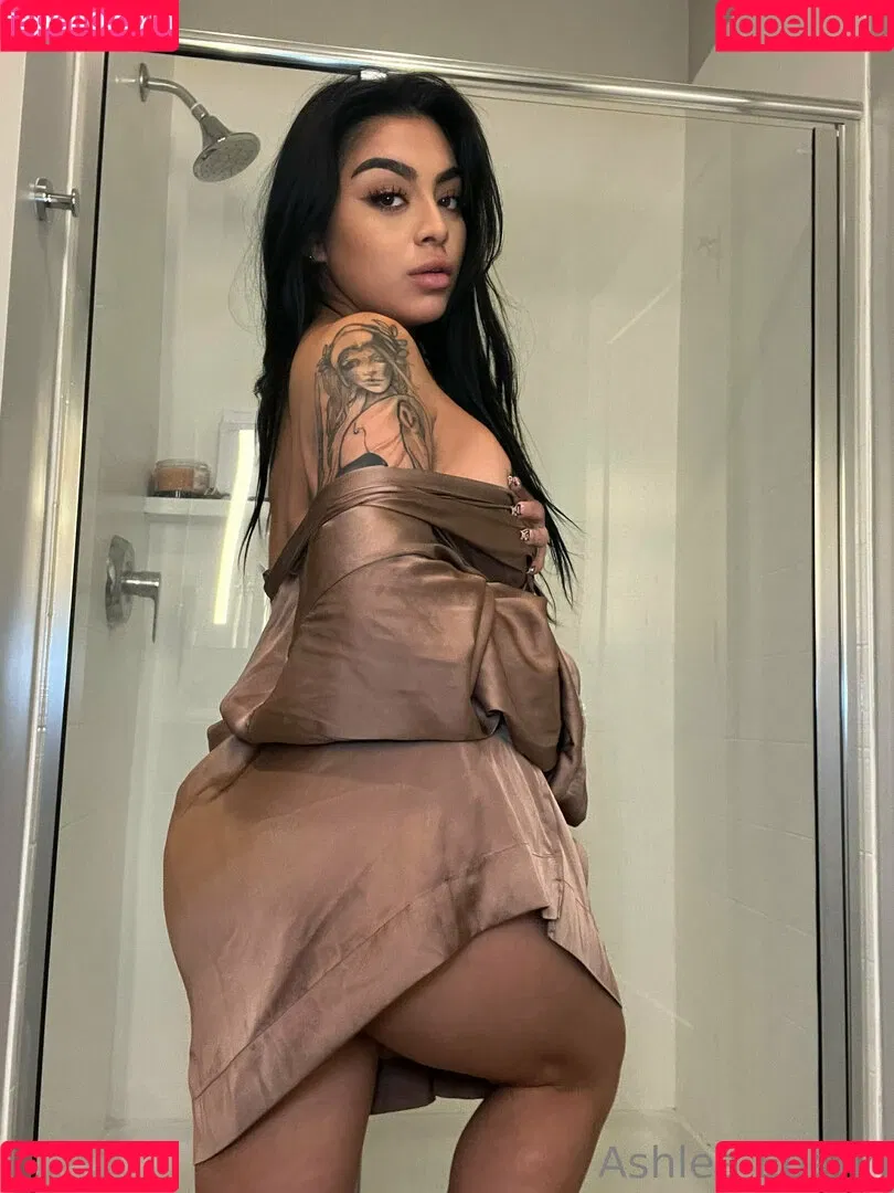 ashleasoffline Onlyfans Photo Gallery 