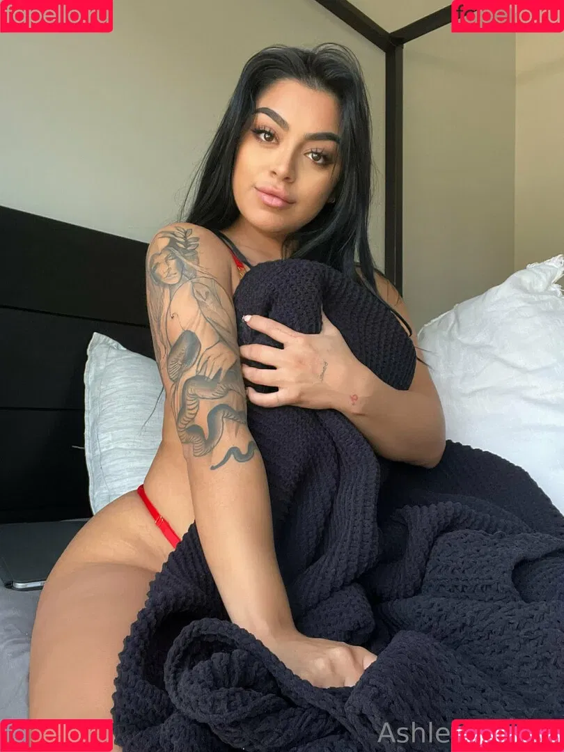 ashleasoffline Onlyfans Photo Gallery 