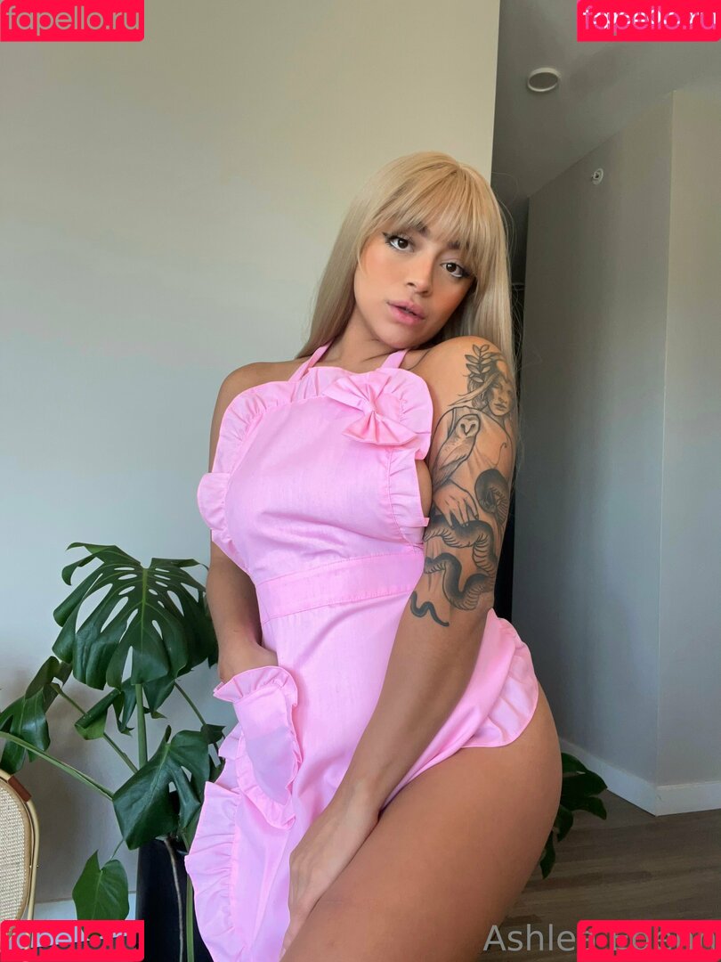 ashleasoffline Onlyfans Photo Gallery 