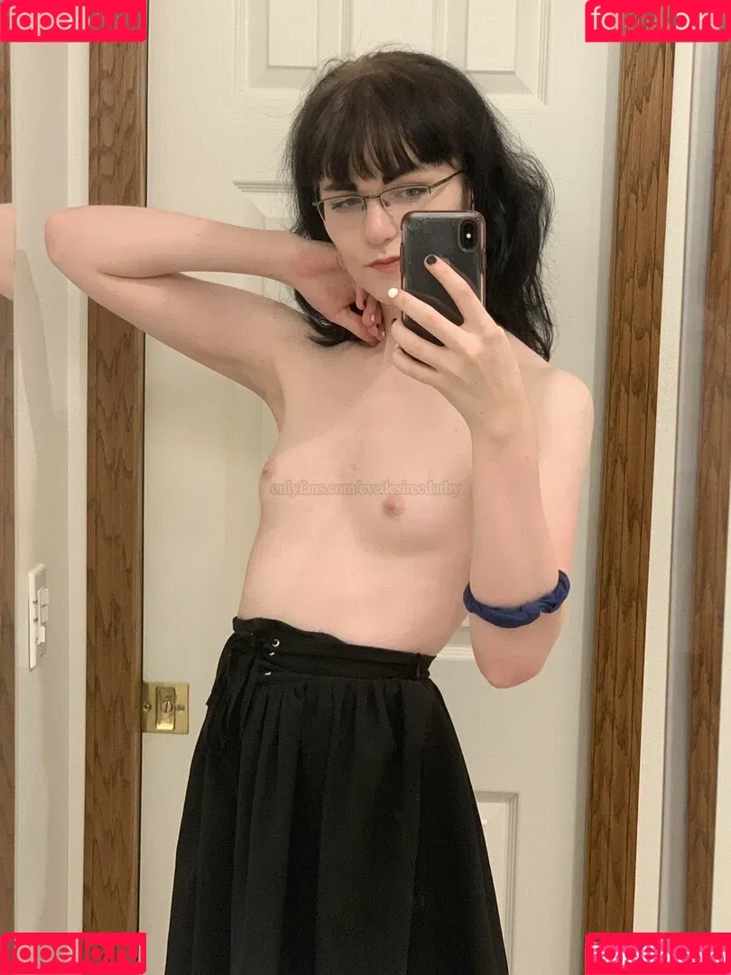 evedesireedarby Onlyfans Photo Gallery 