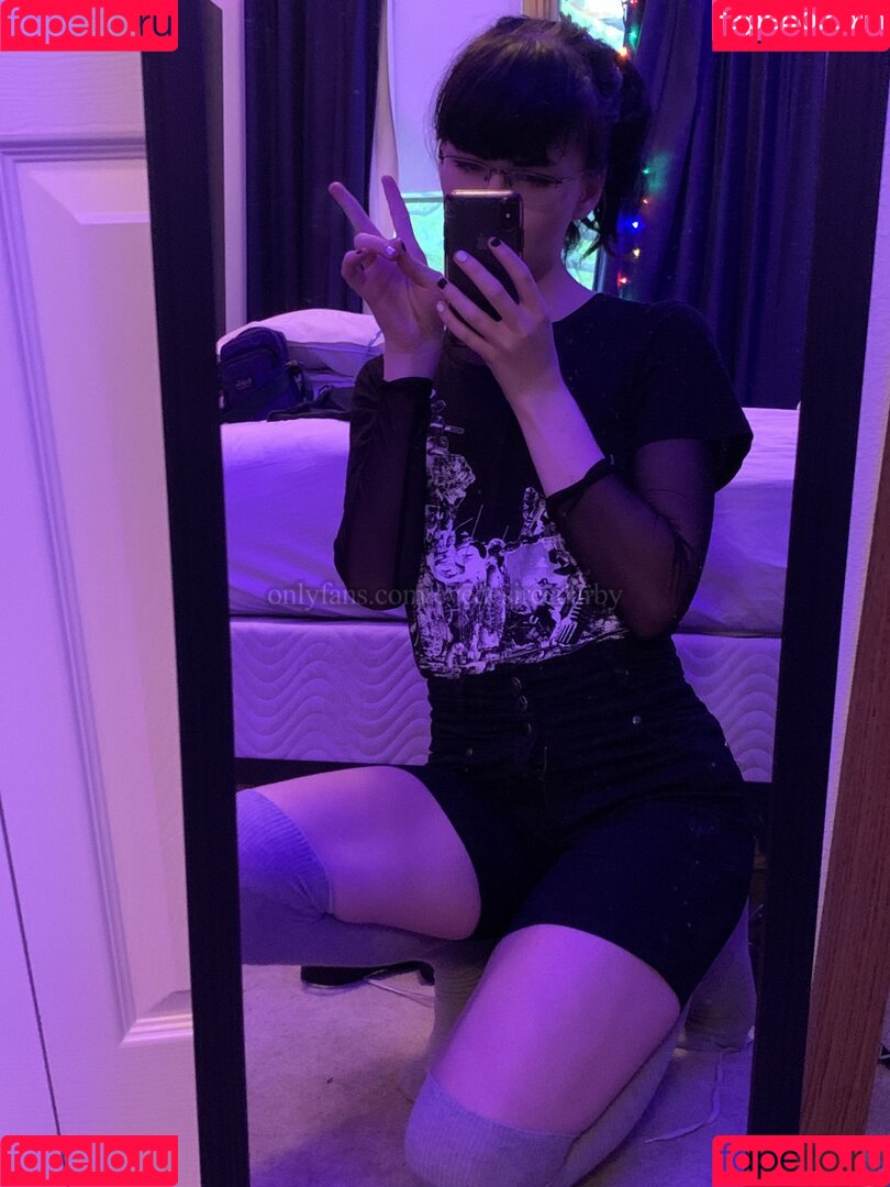 evedesireedarby Onlyfans Photo Gallery 