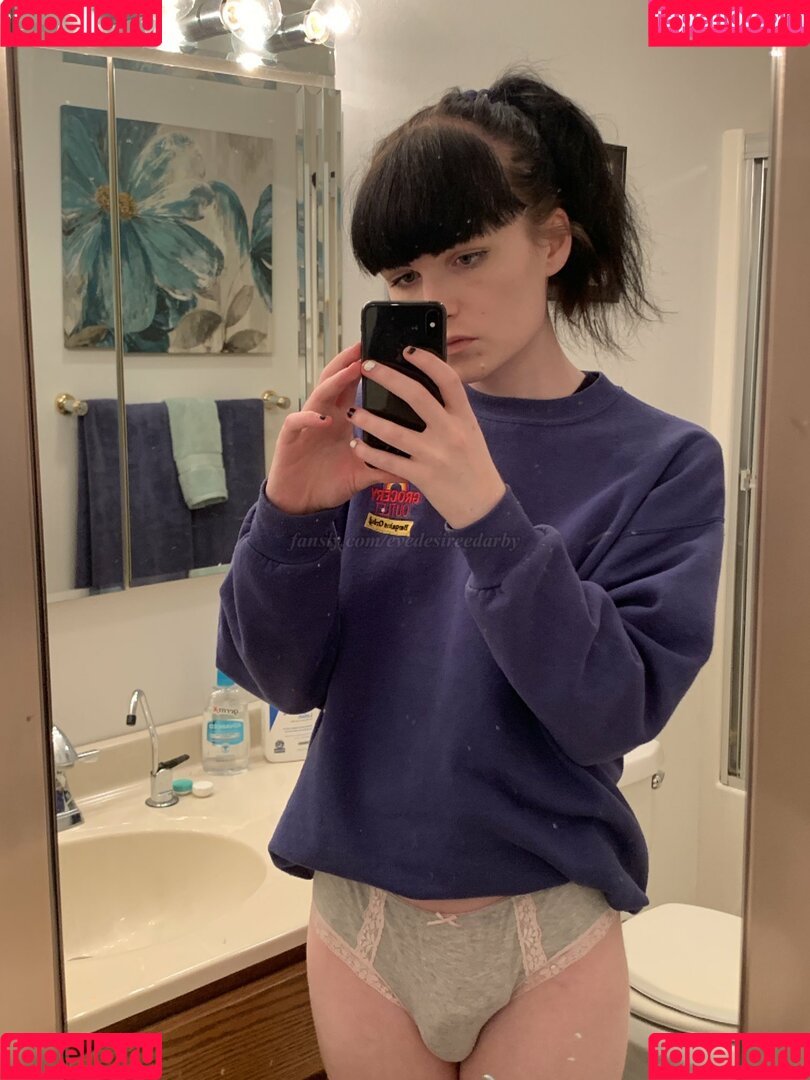 evedesireedarby Onlyfans Photo Gallery 