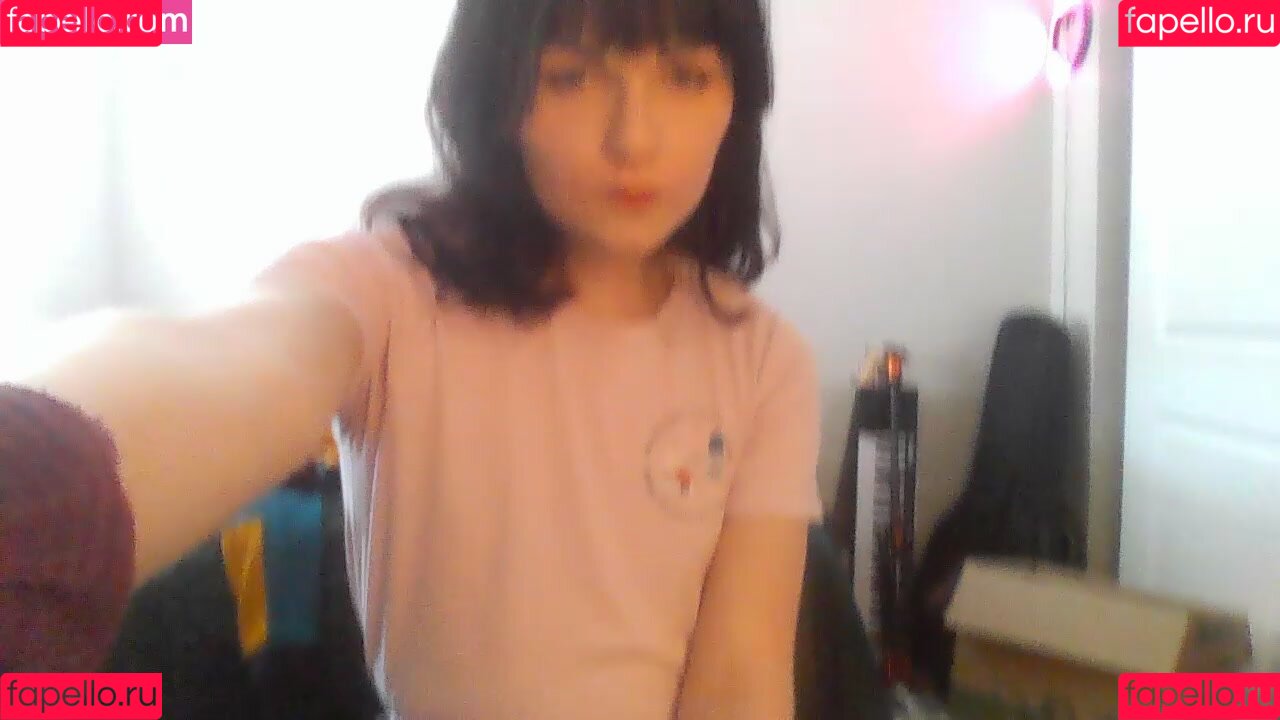 evedesireedarby Onlyfans Photo Gallery 