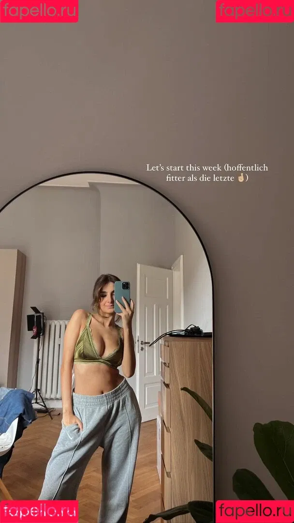 Ischtar Isik Onlyfans Photo Gallery 