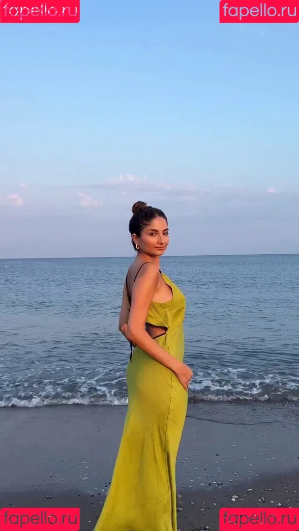 Ischtar Isik Onlyfans Photo Gallery 