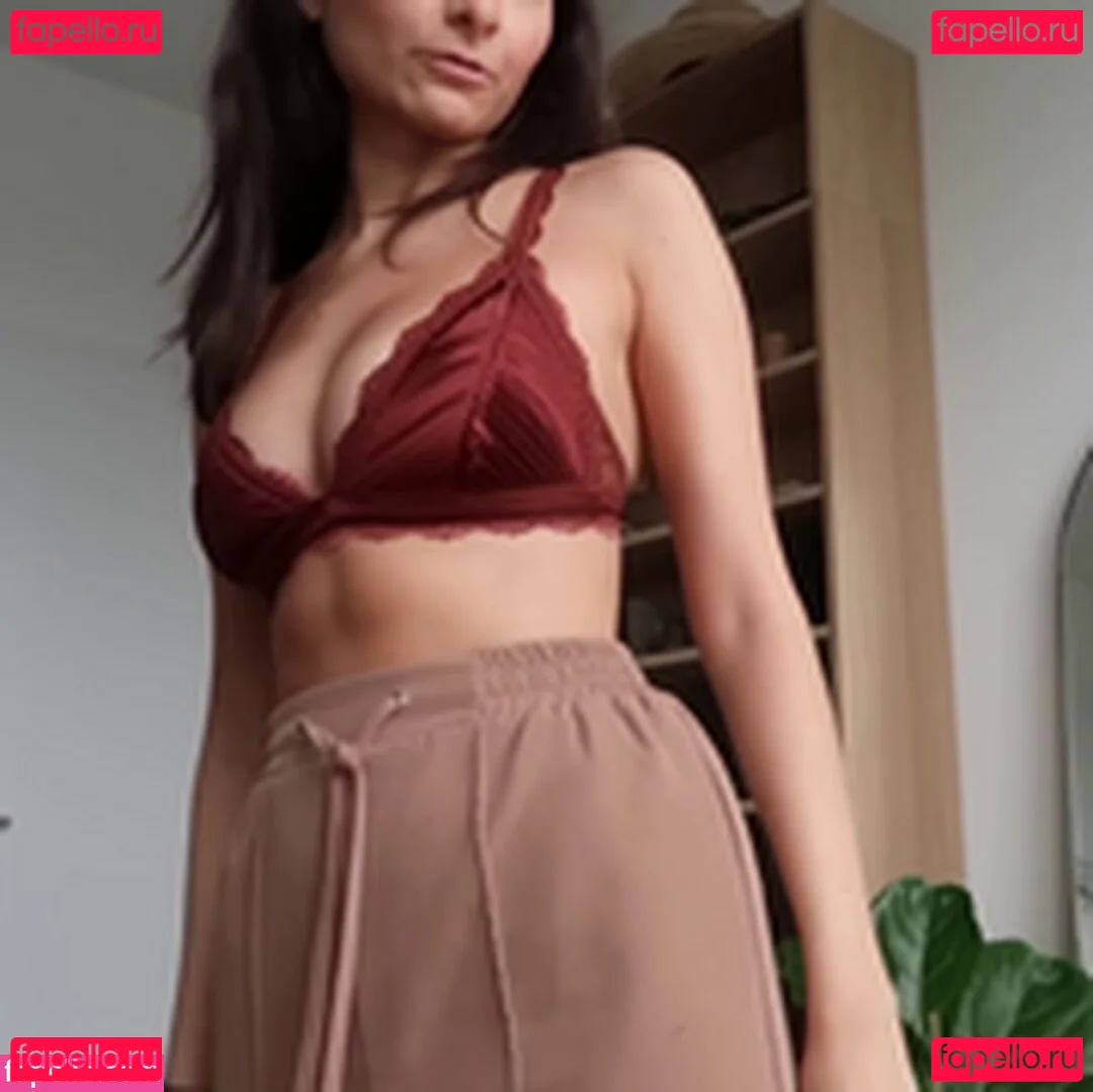 Ischtar Isik Onlyfans Photo Gallery 