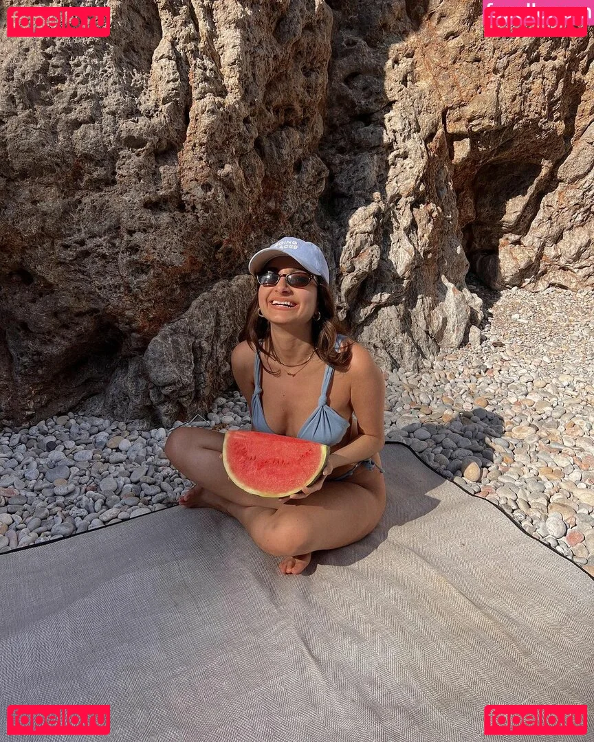 Ischtar Isik Onlyfans Photo Gallery 