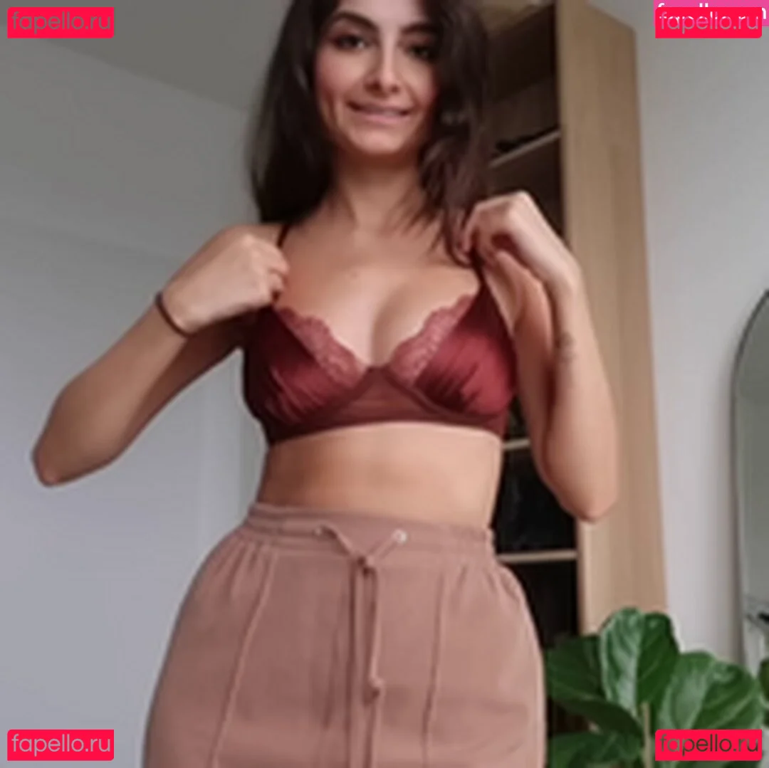 Ischtar Isik Onlyfans Photo Gallery 