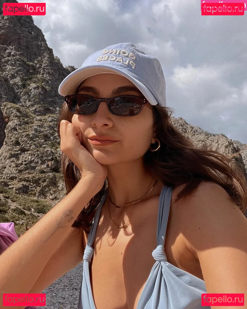 Ischtar Isik Onlyfans Photo Gallery 