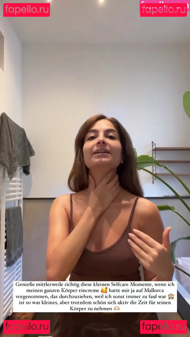 Ischtar Isik Onlyfans Photo Gallery 