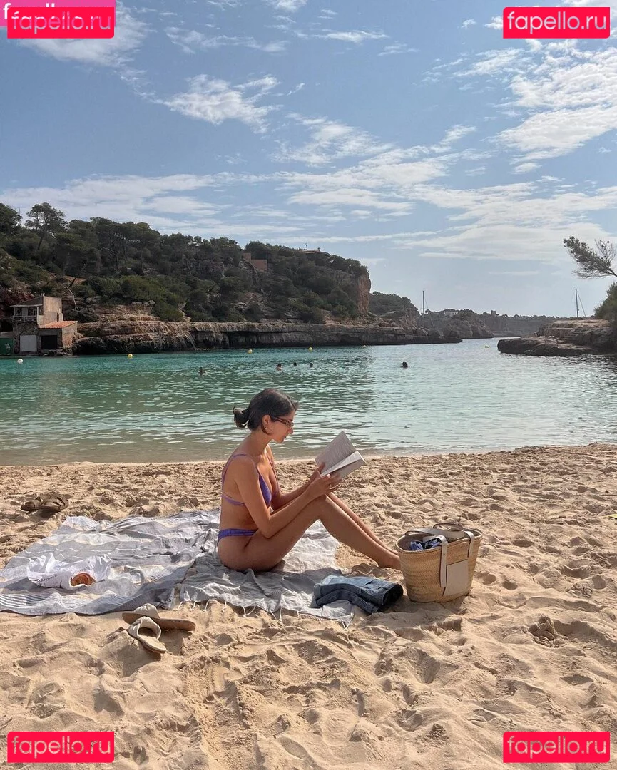 Ischtar Isik Onlyfans Photo Gallery 