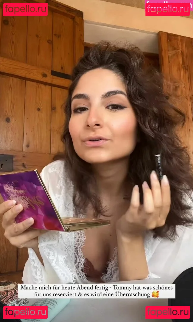 Ischtar Isik Onlyfans Photo Gallery 