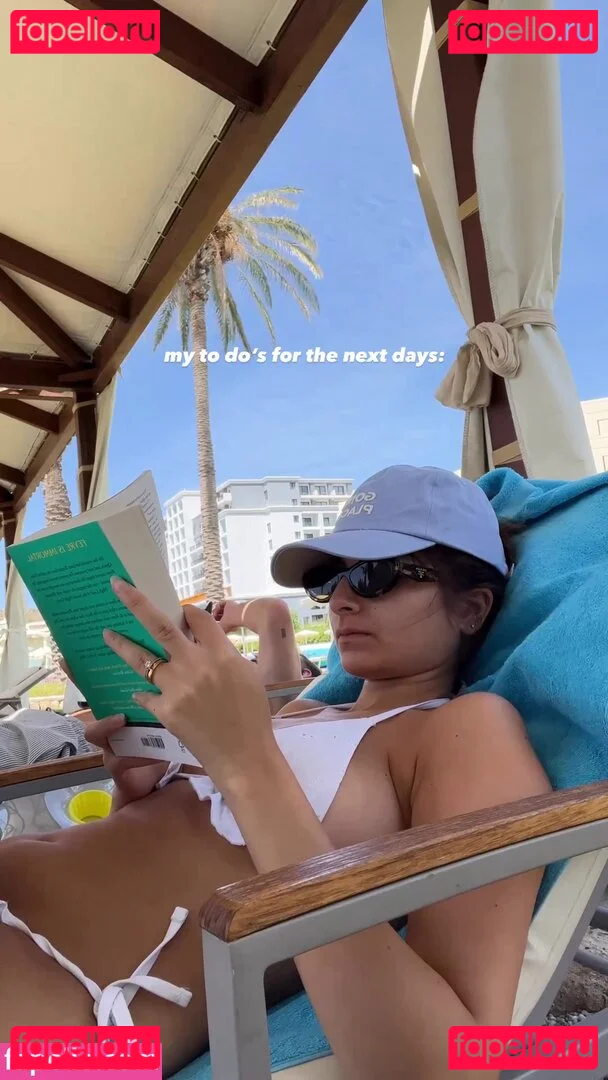 Ischtar Isik Onlyfans Photo Gallery 