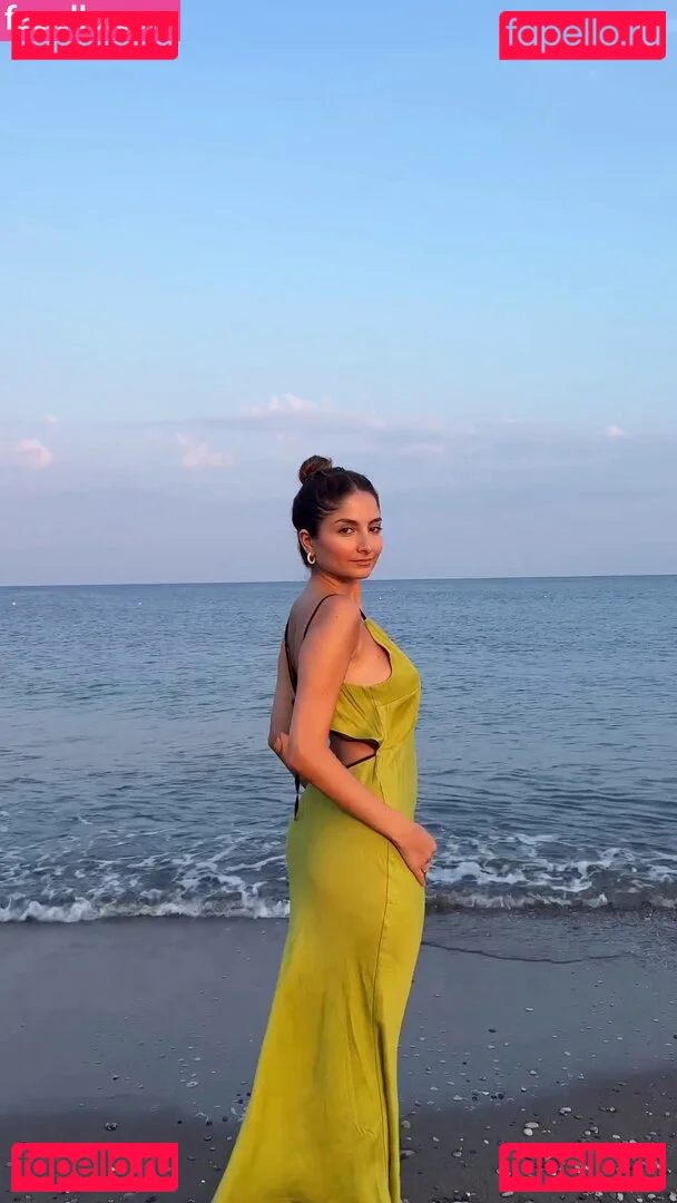 Ischtar Isik Onlyfans Photo Gallery 