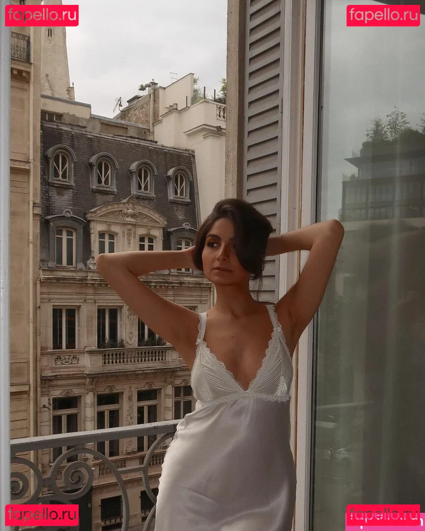 Ischtar Isik Onlyfans Photo Gallery 