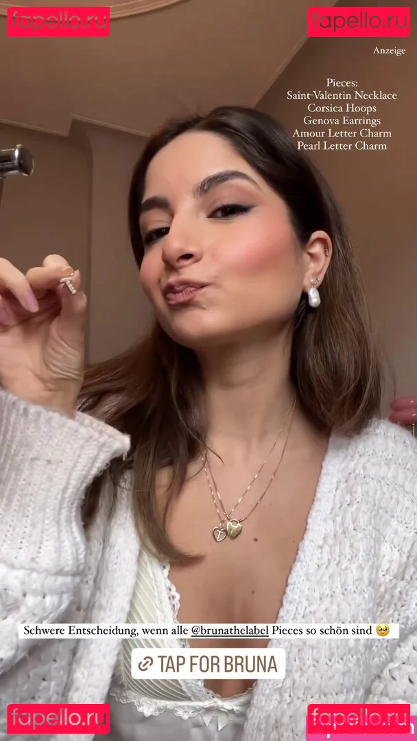 Ischtar Isik Onlyfans Photo Gallery 