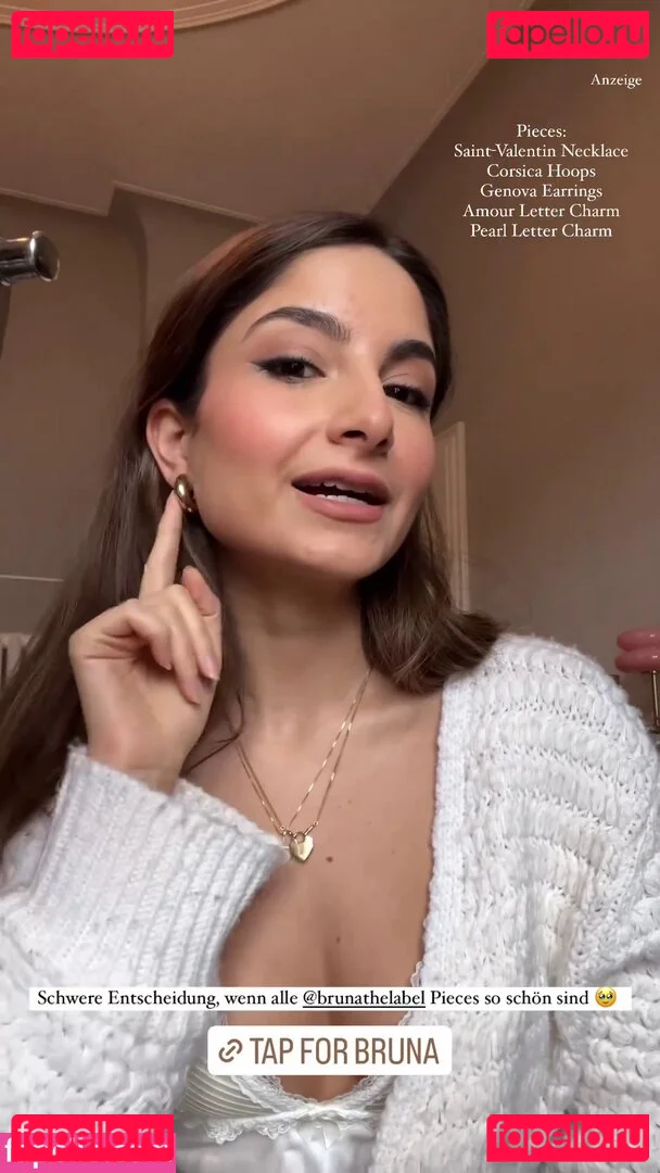 Ischtar Isik Onlyfans Photo Gallery 