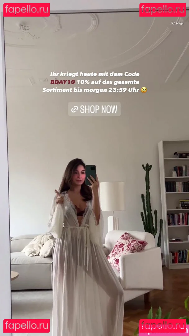 Ischtar Isik Onlyfans Photo Gallery 