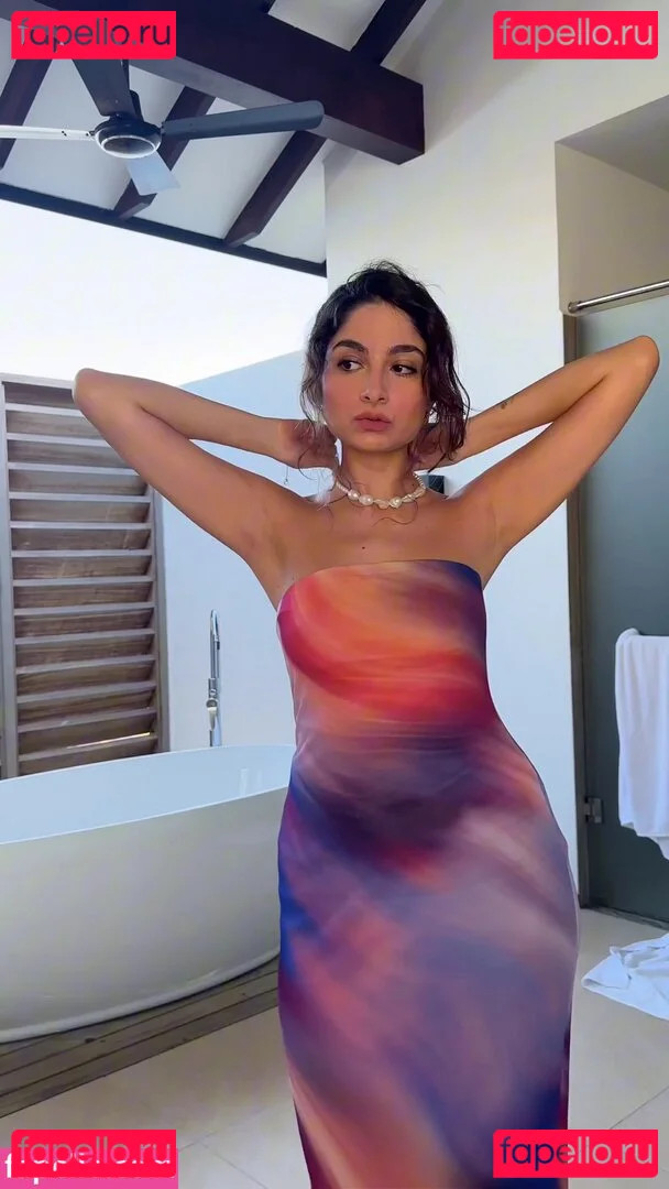 Ischtar Isik Onlyfans Photo Gallery 