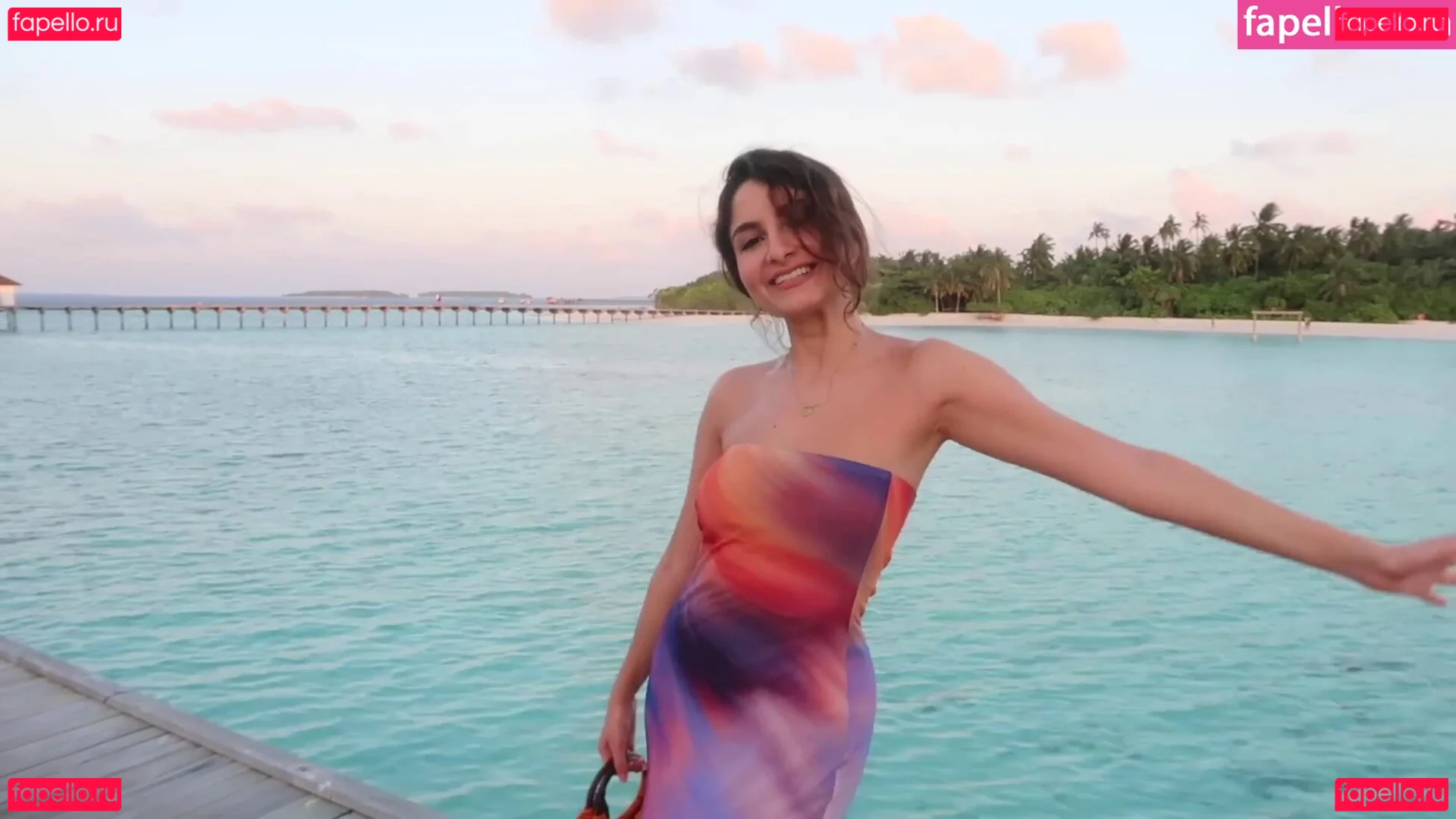 Ischtar Isik Onlyfans Photo Gallery 