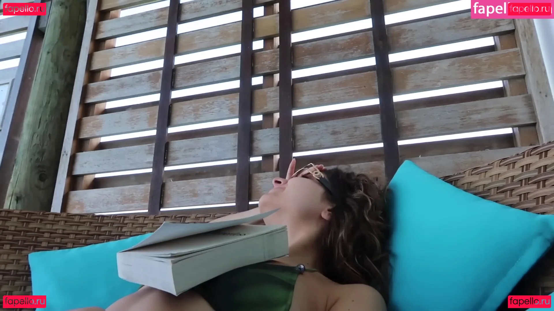 Ischtar Isik Onlyfans Photo Gallery 