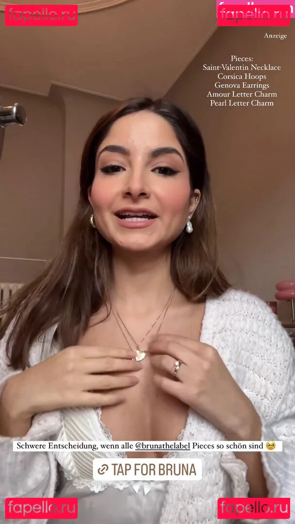 Ischtar Isik Onlyfans Photo Gallery 