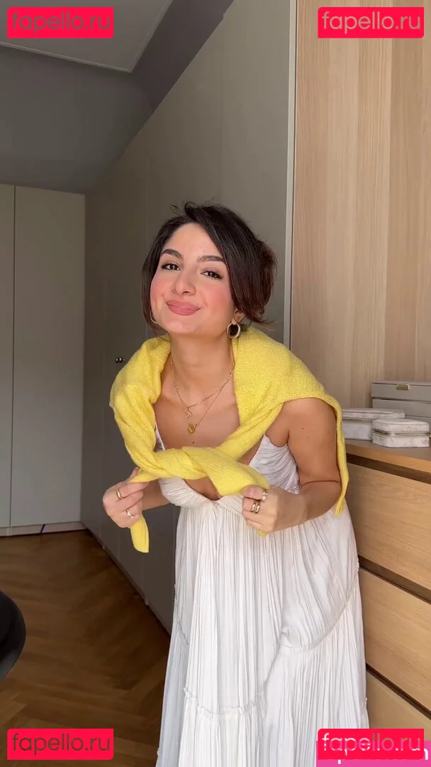 Ischtar Isik Onlyfans Photo Gallery 