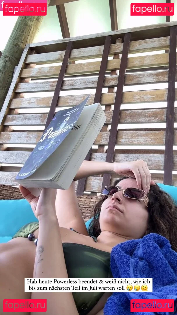 Ischtar Isik Onlyfans Photo Gallery 